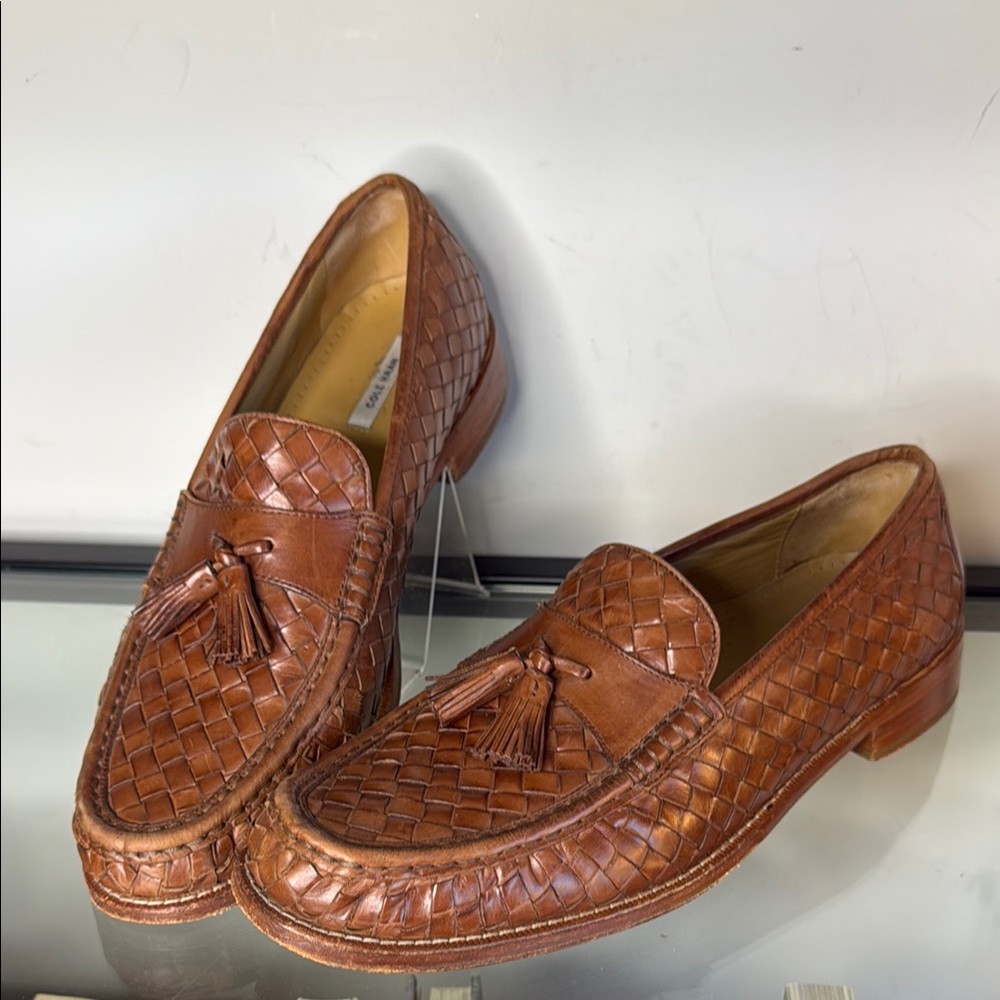 Cole Haan Woven Tassel Classic Men’s Loafers size 101/2 Medium EUC